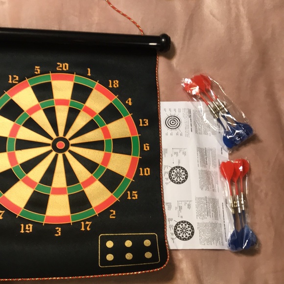 Lanao Magnet Dartboard for Kids & Adults/Double Sided Board Games - Picture 9 of 9